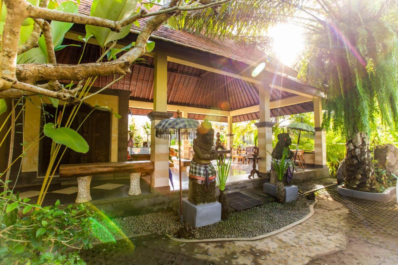 Asri Sari Villa Ubud Buitenkant foto